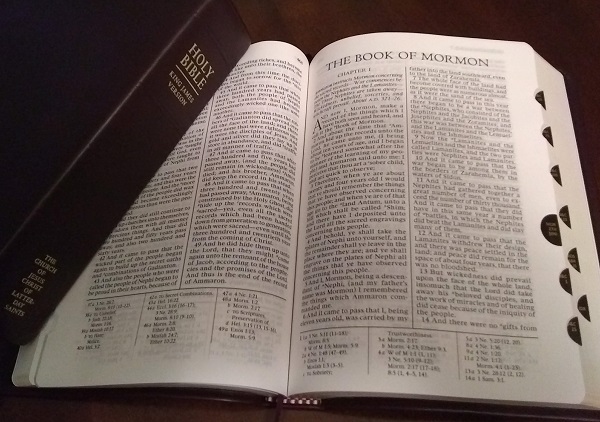 Photo of the Bible and the Book of Mormon